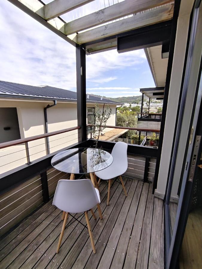 210 Gallery Luxury Studio Apartment Knysna Exteriör bild